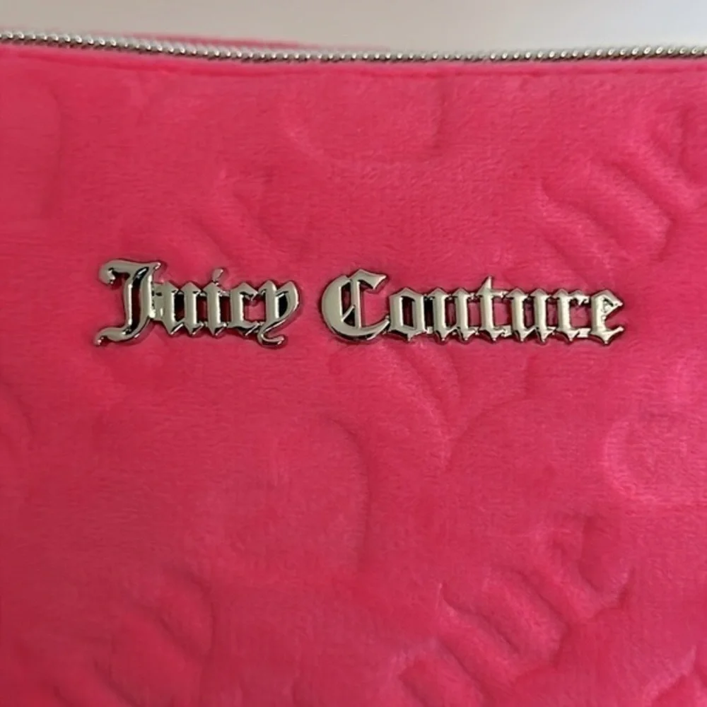 Juicy Couture Women's Cosmetics Bag - Travel Makeup bag Wedge Pouch pink velvet